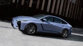 Nový Lexus ES posouvá styl, luxus a kultivovanost sedanu na vyšší úroveň
